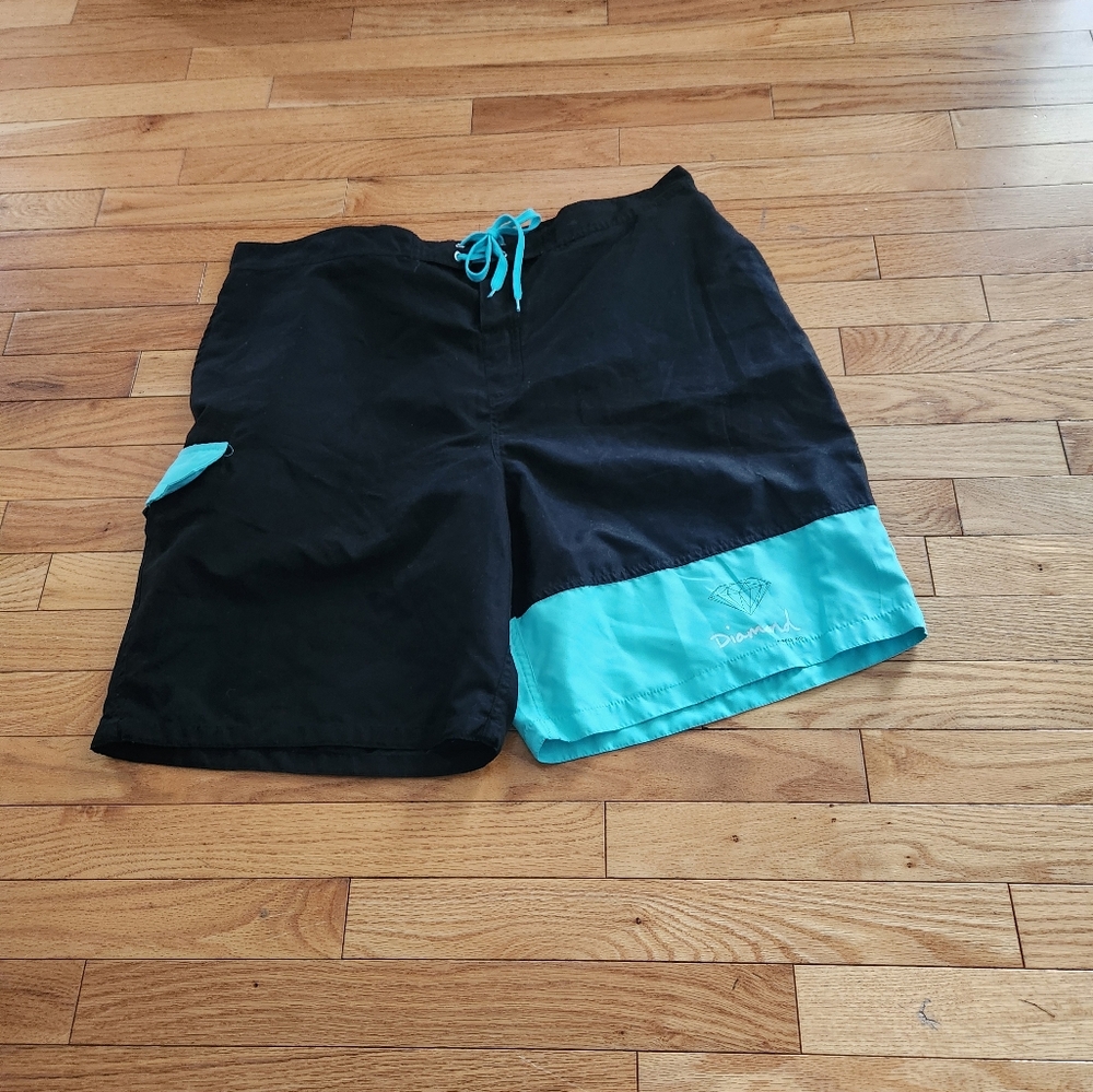 Diamond suppy Co. Mens bathing suit board shorts